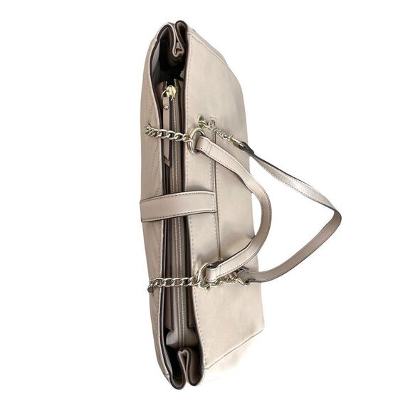 Quilted Chevron Beige Shoulder Tote Bag - Picture 8 of 10